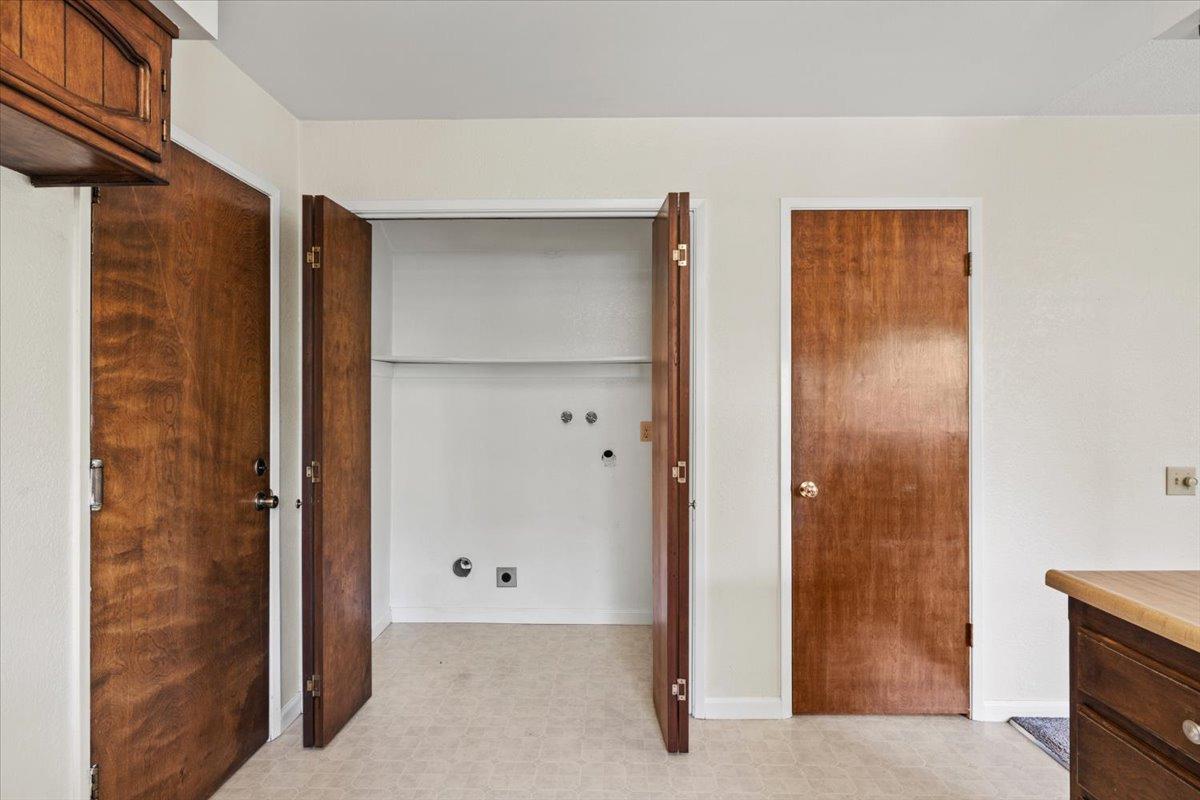 Detail Gallery Image 21 of 35 For 12022 Francis Dr, Grass Valley,  CA 95949 - 3 Beds | 2 Baths