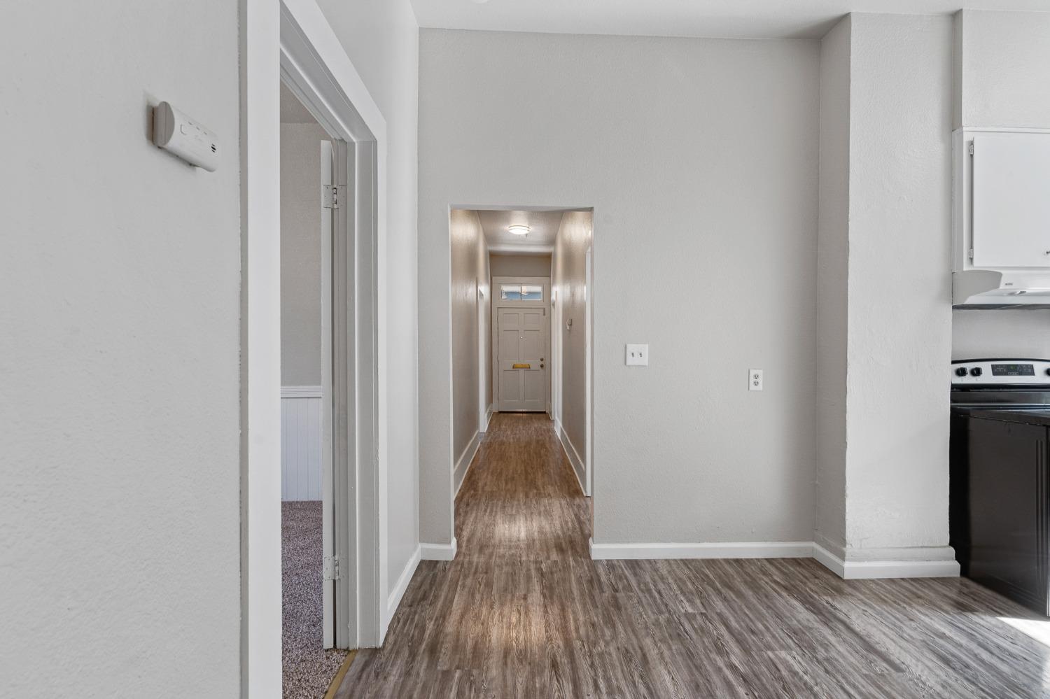 Detail Gallery Image 17 of 47 For 1922 4th St, Sacramento,  CA 95811 - 2 Beds | 2 Baths