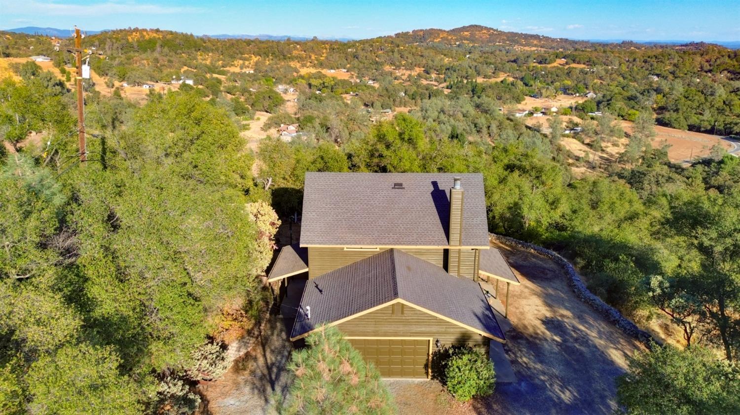 Detail Gallery Image 3 of 55 For 4333 Alazan Rd, Placerville,  CA 95667 - 4 Beds | 2 Baths