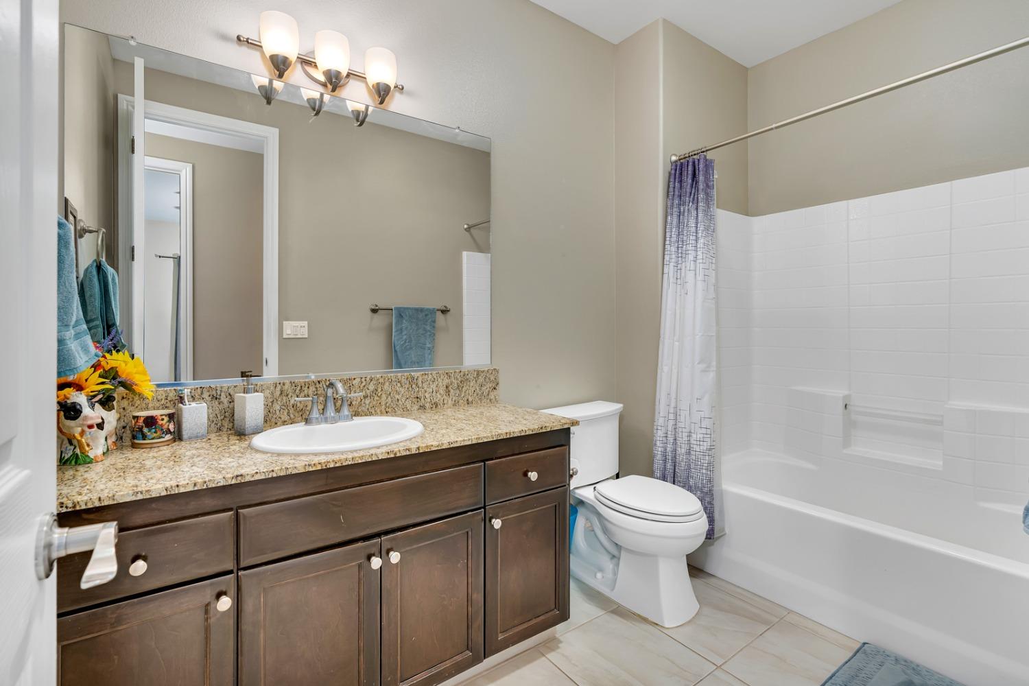 Detail Gallery Image 33 of 46 For 541 Addington St, Los Banos,  CA 93635 - 4 Beds | 2/1 Baths