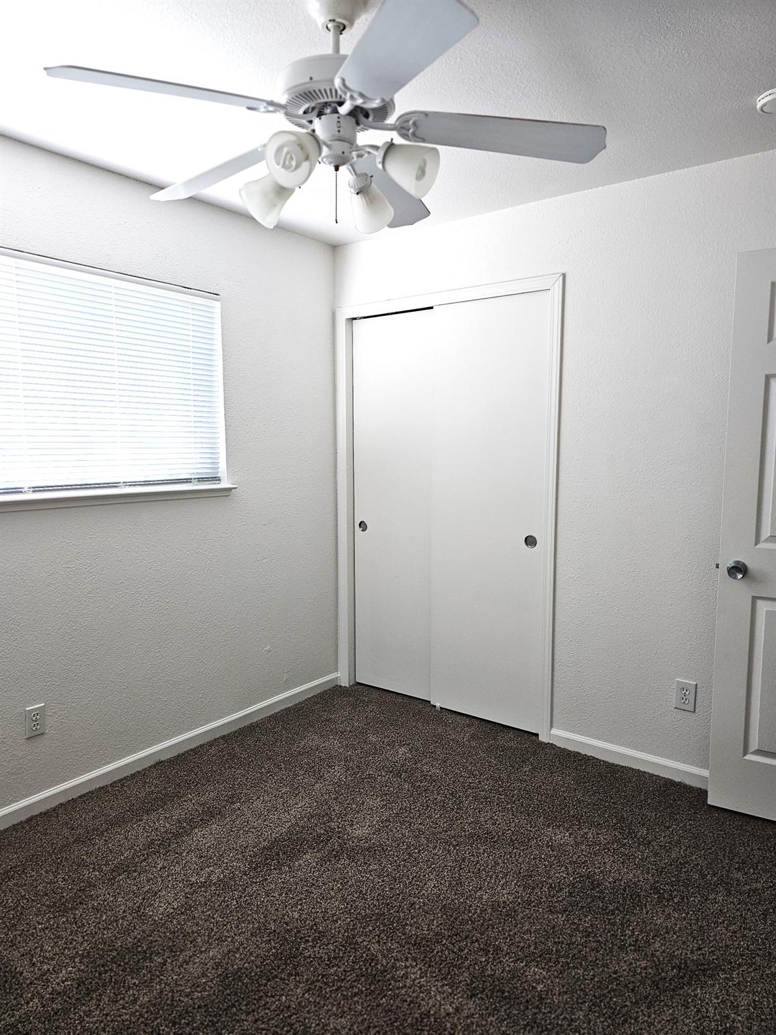 Detail Gallery Image 20 of 30 For 588 E I St, Oakdale,  CA 95361 - 3 Beds | 2 Baths