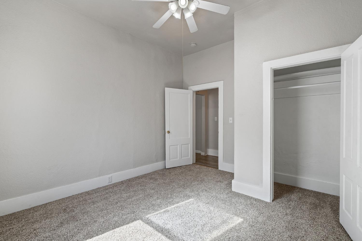 Detail Gallery Image 15 of 47 For 1922 4th St, Sacramento,  CA 95811 - 2 Beds | 2 Baths