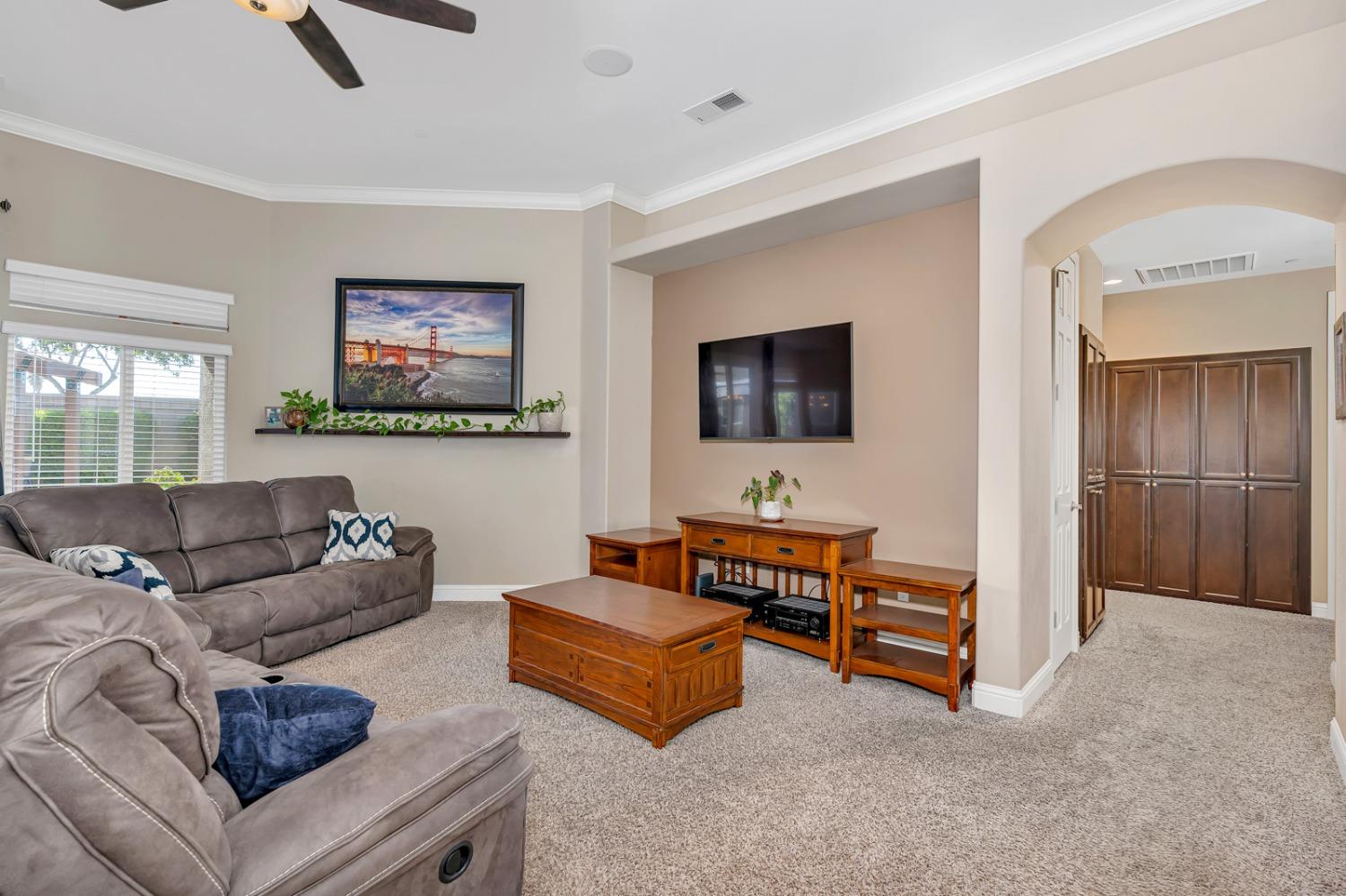 Detail Gallery Image 14 of 46 For 541 Addington St, Los Banos,  CA 93635 - 4 Beds | 2/1 Baths