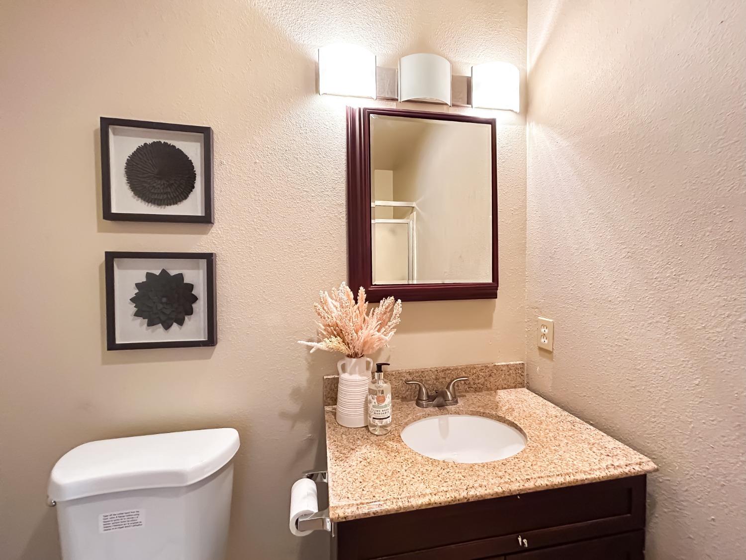 Detail Gallery Image 10 of 18 For 3636 N Hunter St, Stockton,  CA 95204 - 3 Beds | 2 Baths