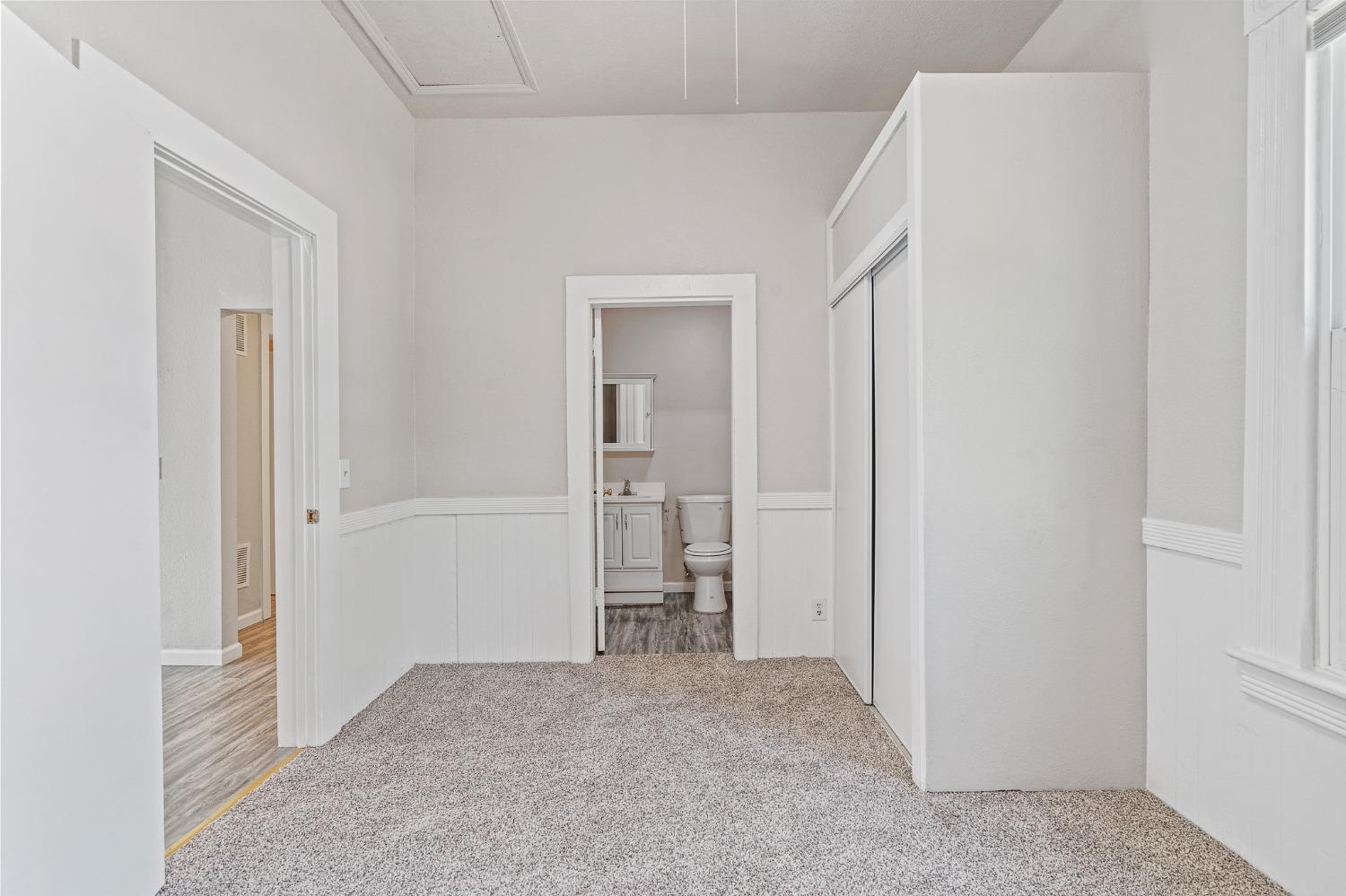 Detail Gallery Image 25 of 47 For 1922 4th St, Sacramento,  CA 95811 - 2 Beds | 2 Baths