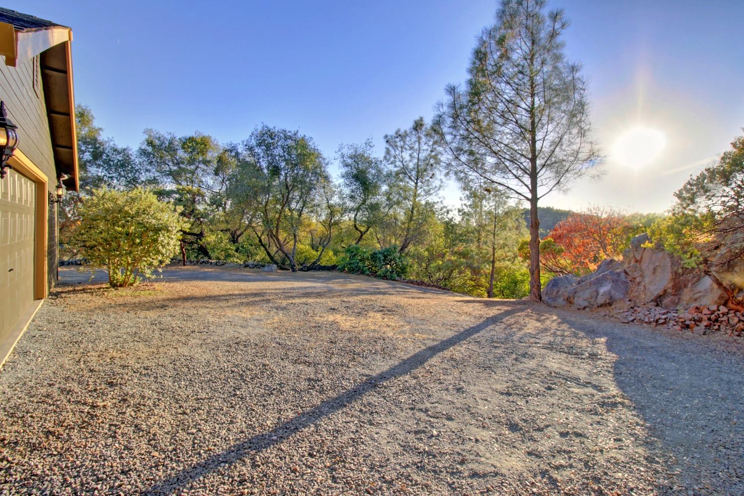 Detail Gallery Image 35 of 55 For 4333 Alazan Rd, Placerville,  CA 95667 - 4 Beds | 2 Baths