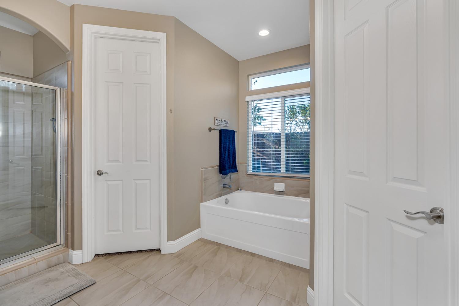 Detail Gallery Image 27 of 46 For 541 Addington St, Los Banos,  CA 93635 - 4 Beds | 2/1 Baths