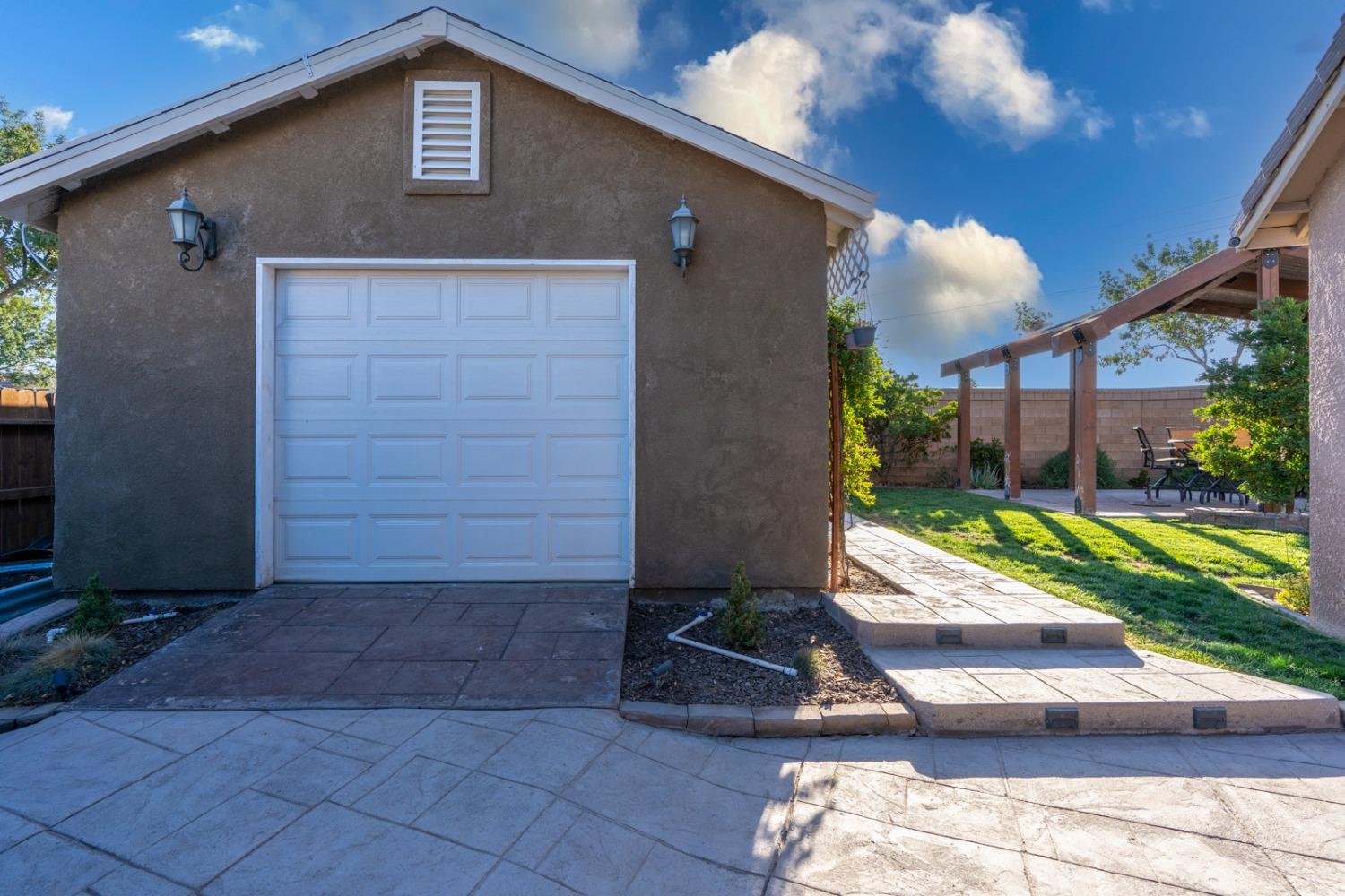 Detail Gallery Image 38 of 46 For 541 Addington St, Los Banos,  CA 93635 - 4 Beds | 2/1 Baths