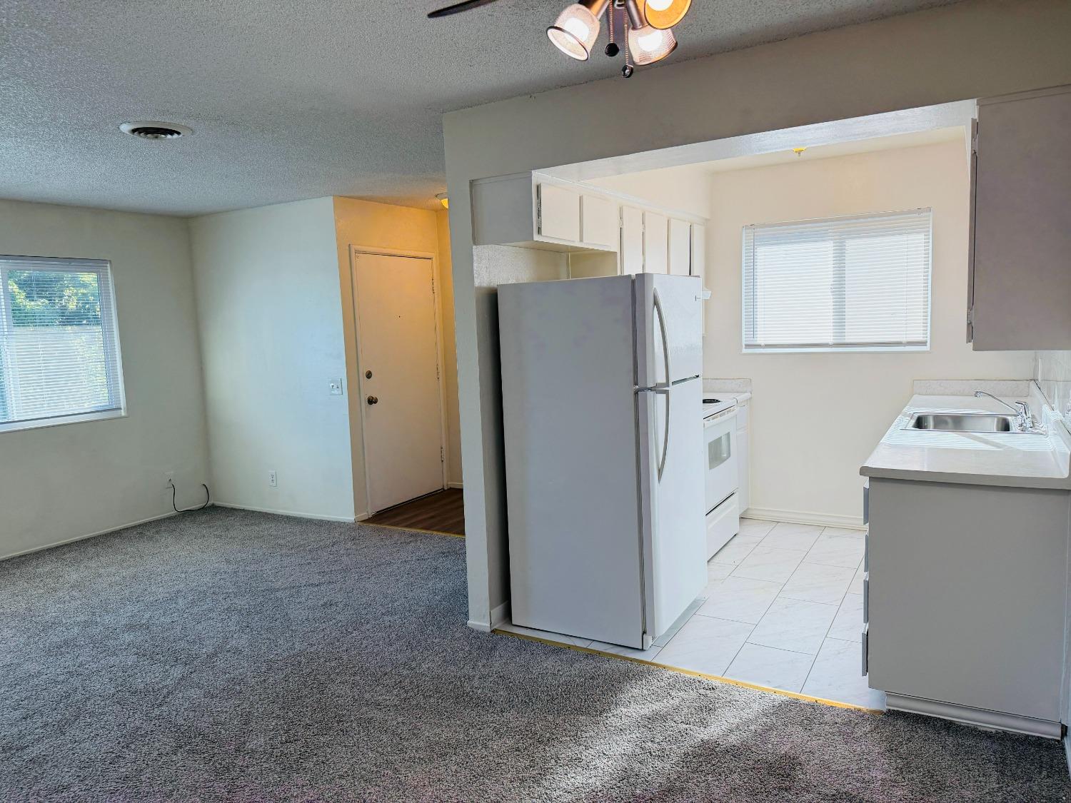 Detail Gallery Image 10 of 34 For 1218 Casita Dr #4,  Yuba City,  CA 95991 - 2 Beds | 1 Baths