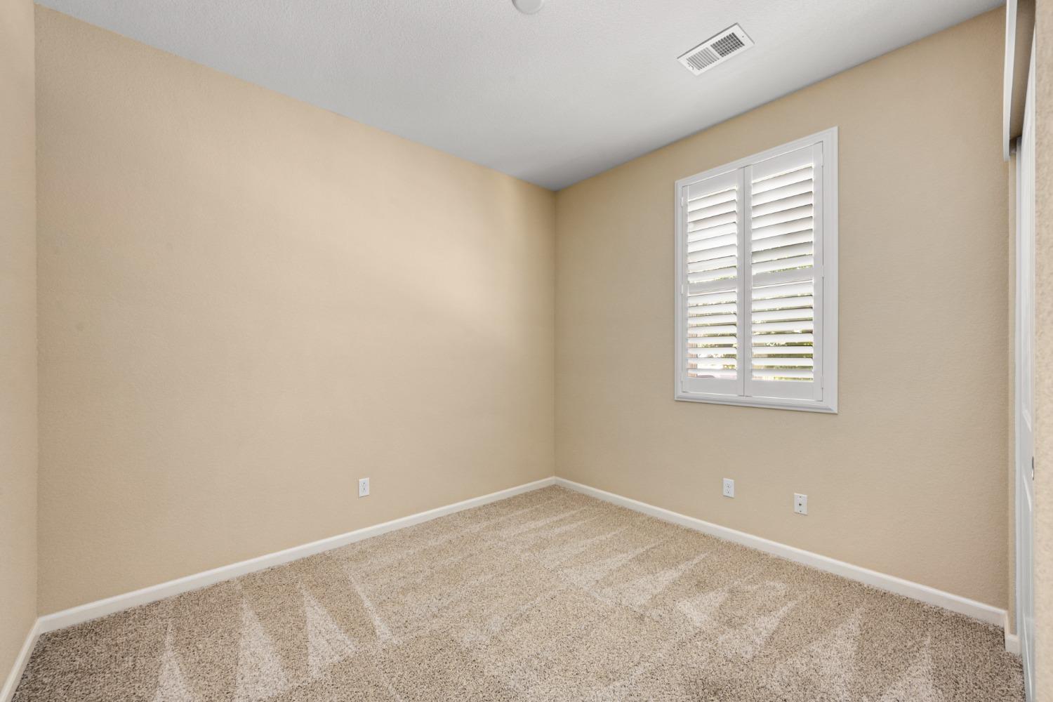 Detail Gallery Image 17 of 29 For 9709 Dartwell Way, Sacramento,  CA 95829 - 2 Beds | 2 Baths