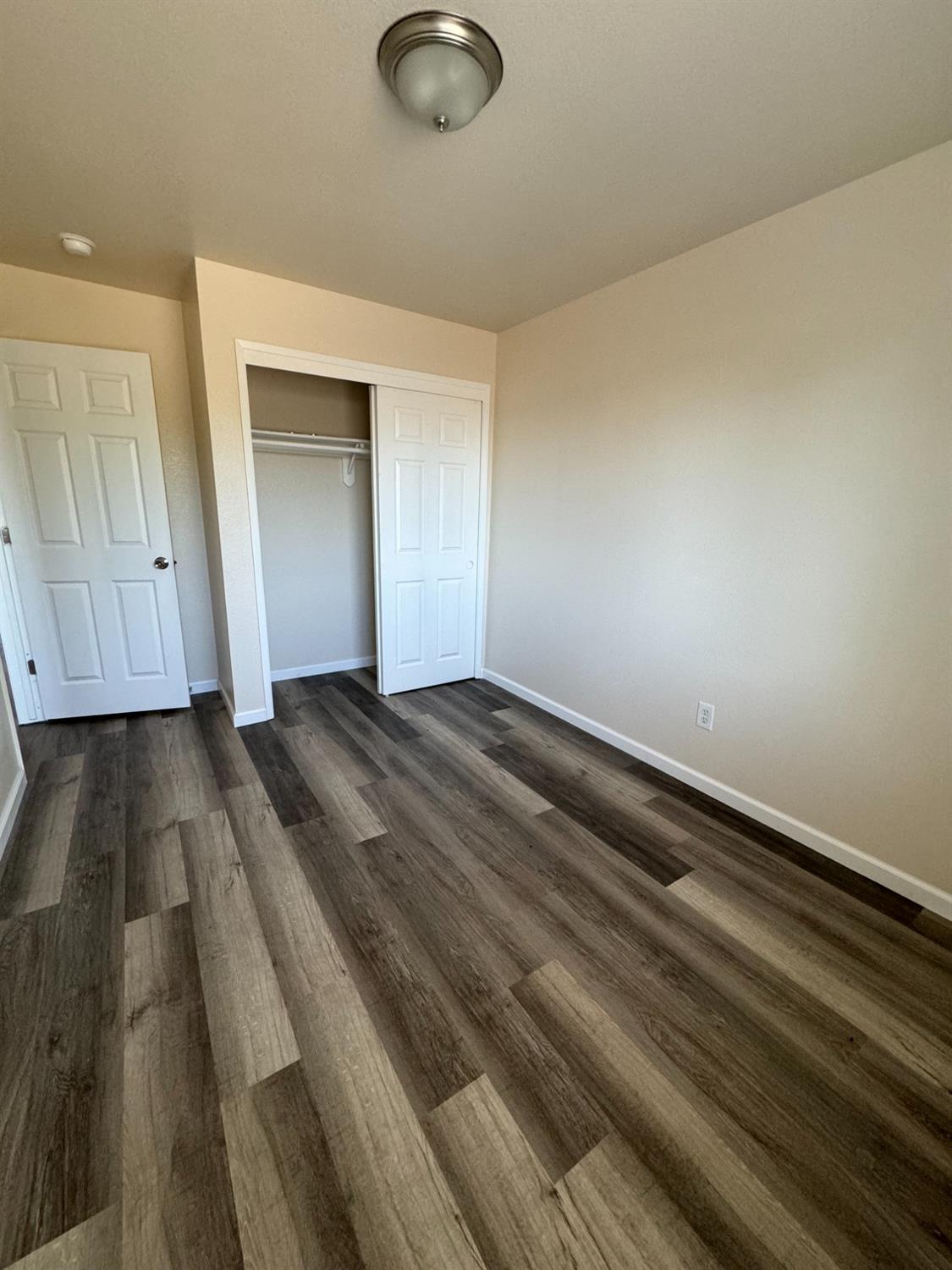 Detail Gallery Image 11 of 19 For 2458 S Madison St, Stockton,  CA 95206 - 3 Beds | 2/1 Baths