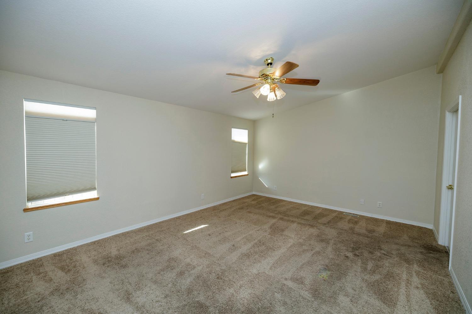 Detail Gallery Image 18 of 44 For 1459 Standiford Ave 11, Modesto,  CA 95350 - 2 Beds | 2/1 Baths