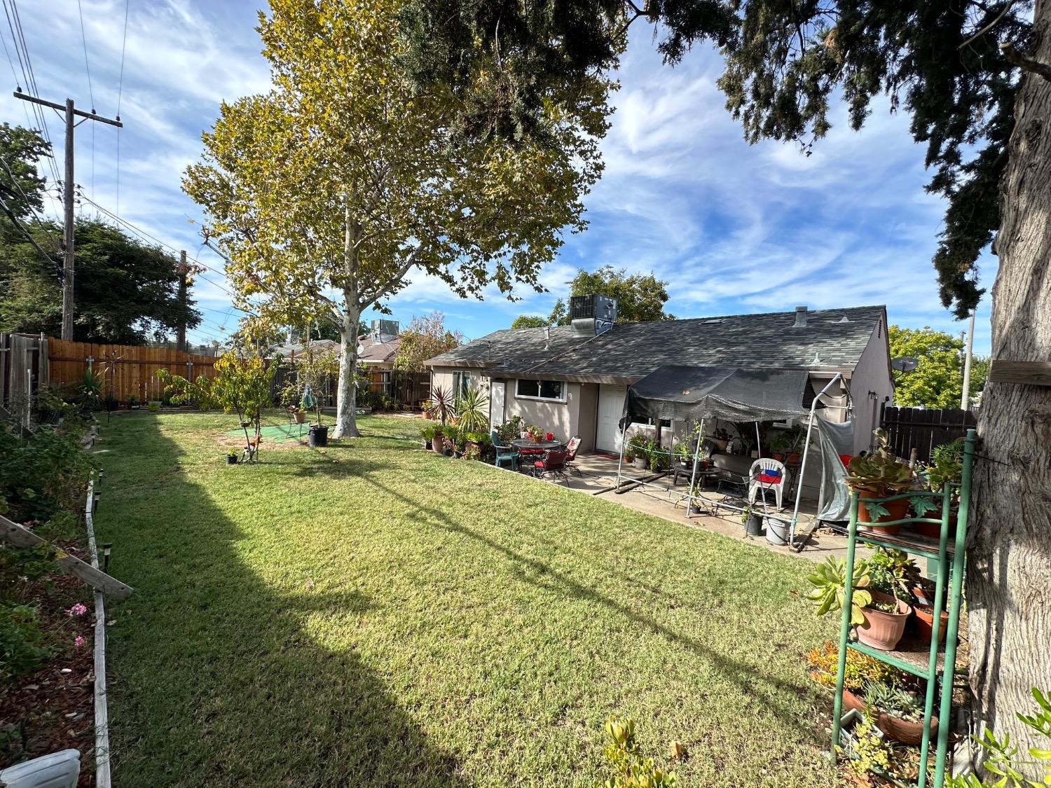 Detail Gallery Image 20 of 22 For 5996 N. Haven Dr, North Highlands,  CA 95660 - 4 Beds | 1 Baths