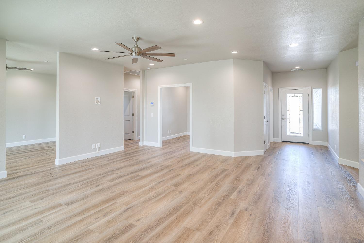 Detail Gallery Image 12 of 41 For 1906 Crandall, Paradise,  CA 95969 - 2 Beds | 2 Baths