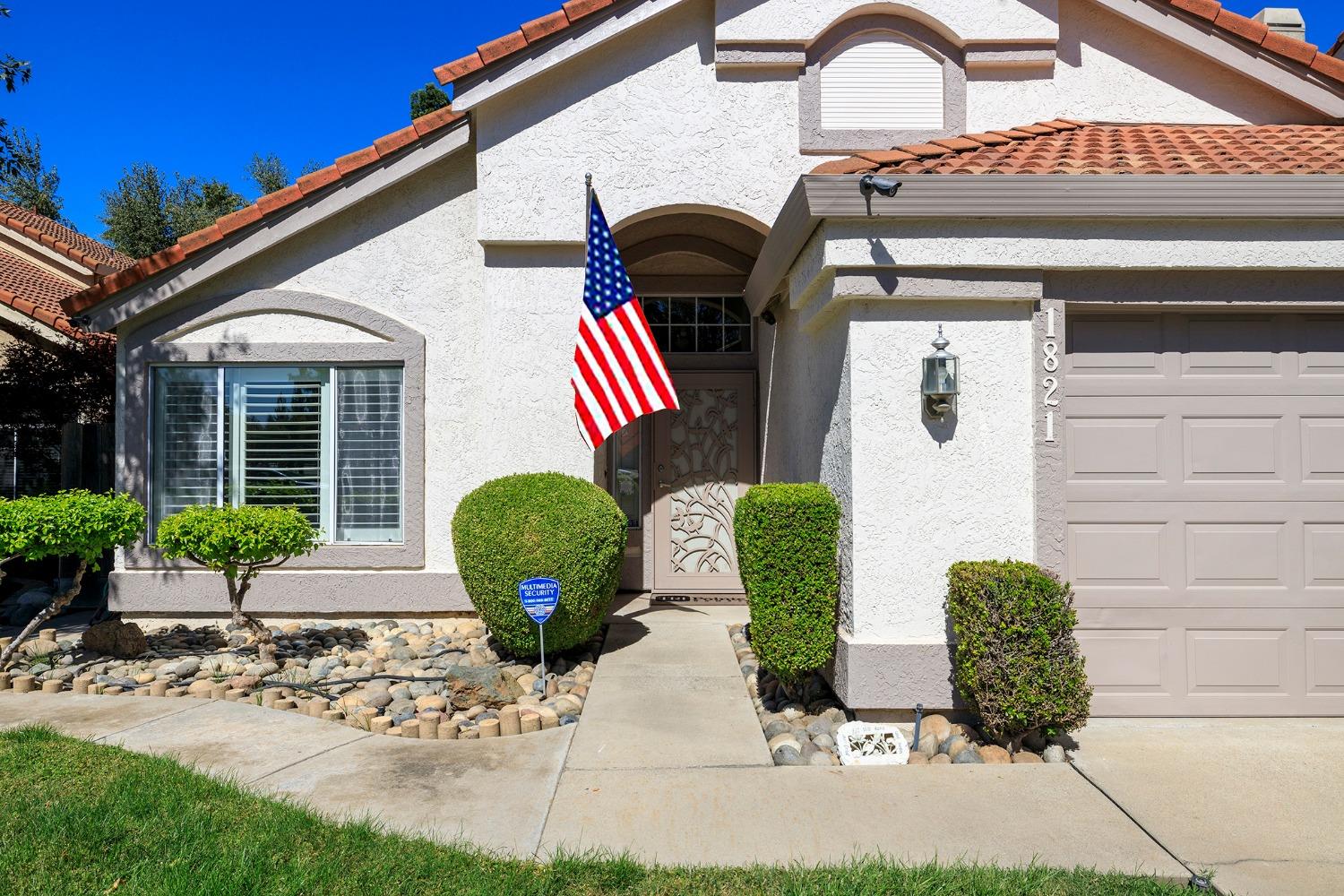 Detail Gallery Image 2 of 37 For 1821 Patton Dr, Modesto,  CA 95356 - 3 Beds | 2 Baths