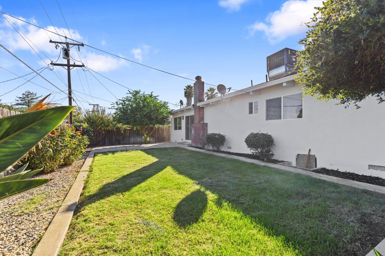 Detail Gallery Image 19 of 28 For 3412 Greenmeadow Ave, West Sacramento,  CA 95691 - 3 Beds | 2 Baths