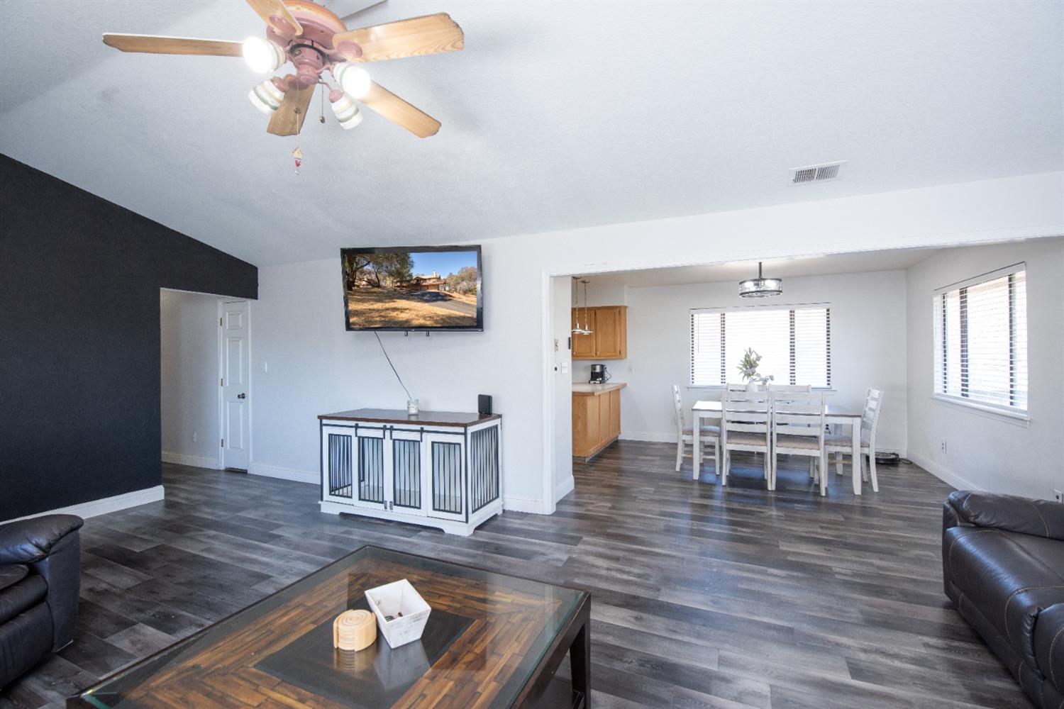 Detail Gallery Image 16 of 58 For 2132 Basket Ln, Copperopolis,  CA 95228 - 3 Beds | 2 Baths