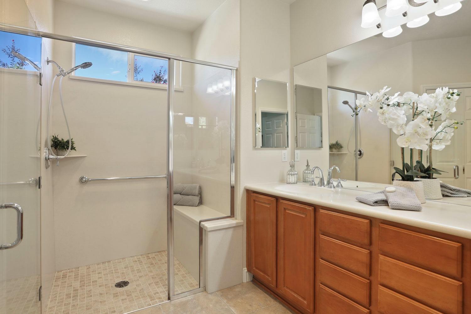 Detail Gallery Image 35 of 91 For 2526 Bellchase Dr, Manteca,  CA 95336 - 2 Beds | 2 Baths