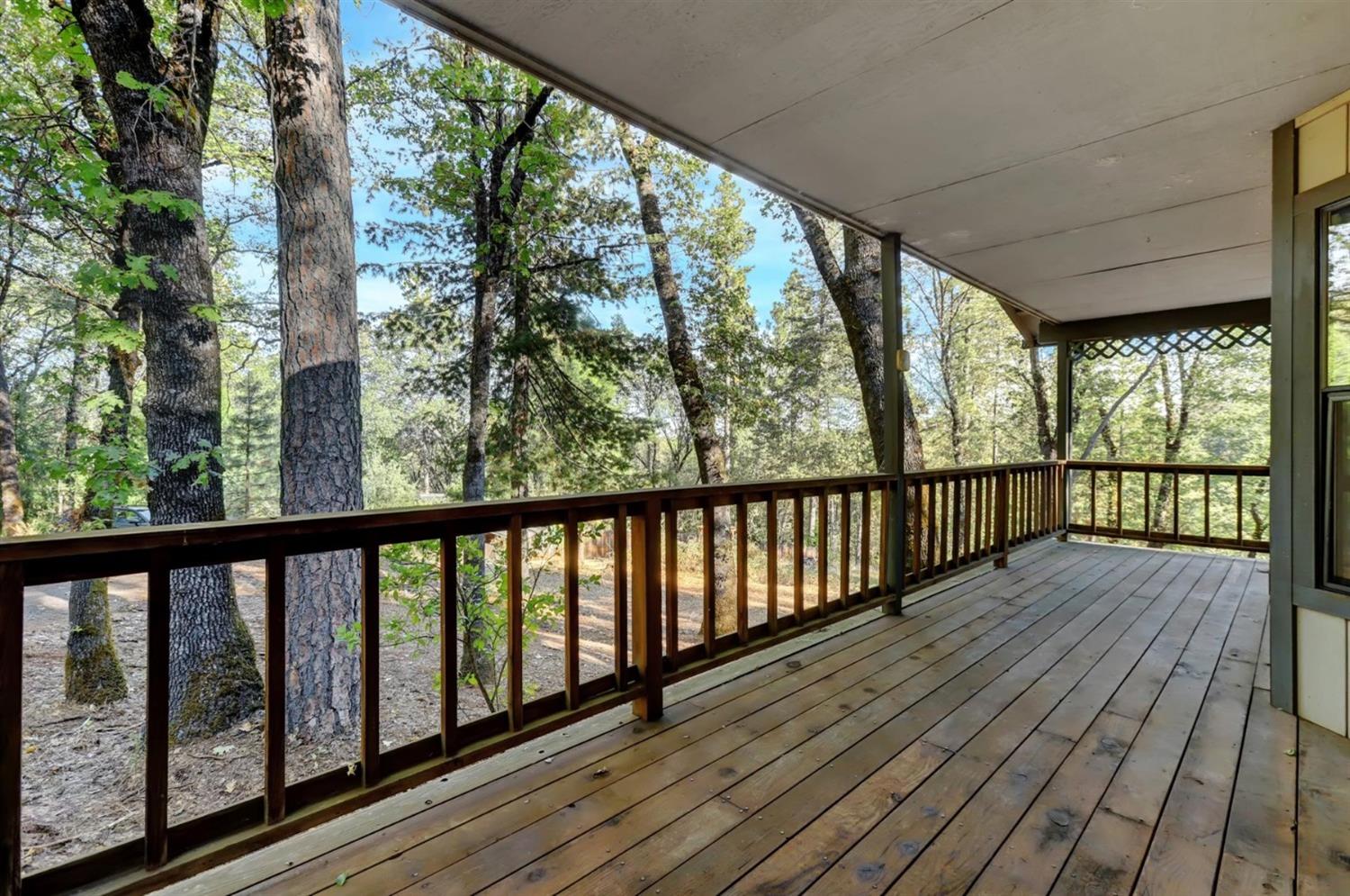 Detail Gallery Image 2 of 82 For 12344 Mystic Mine Ct, Nevada City,  CA 95959 - 3 Beds | 2 Baths