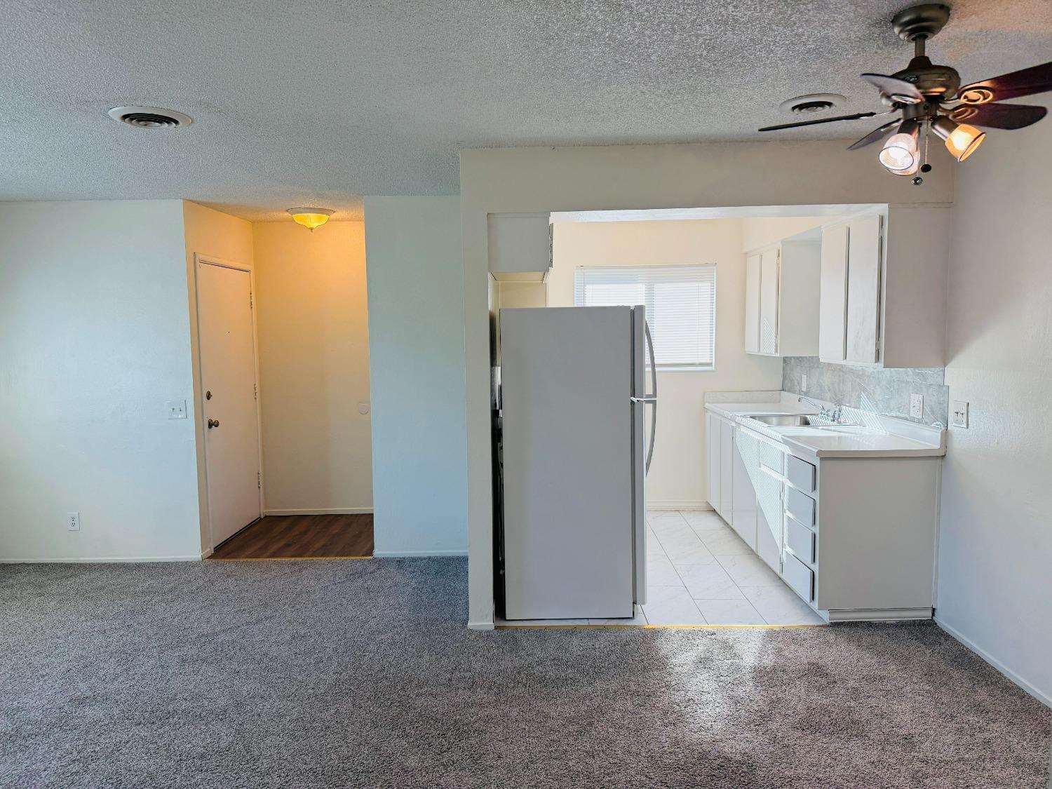 Detail Gallery Image 9 of 34 For 1218 Casita Dr #4,  Yuba City,  CA 95991 - 2 Beds | 1 Baths