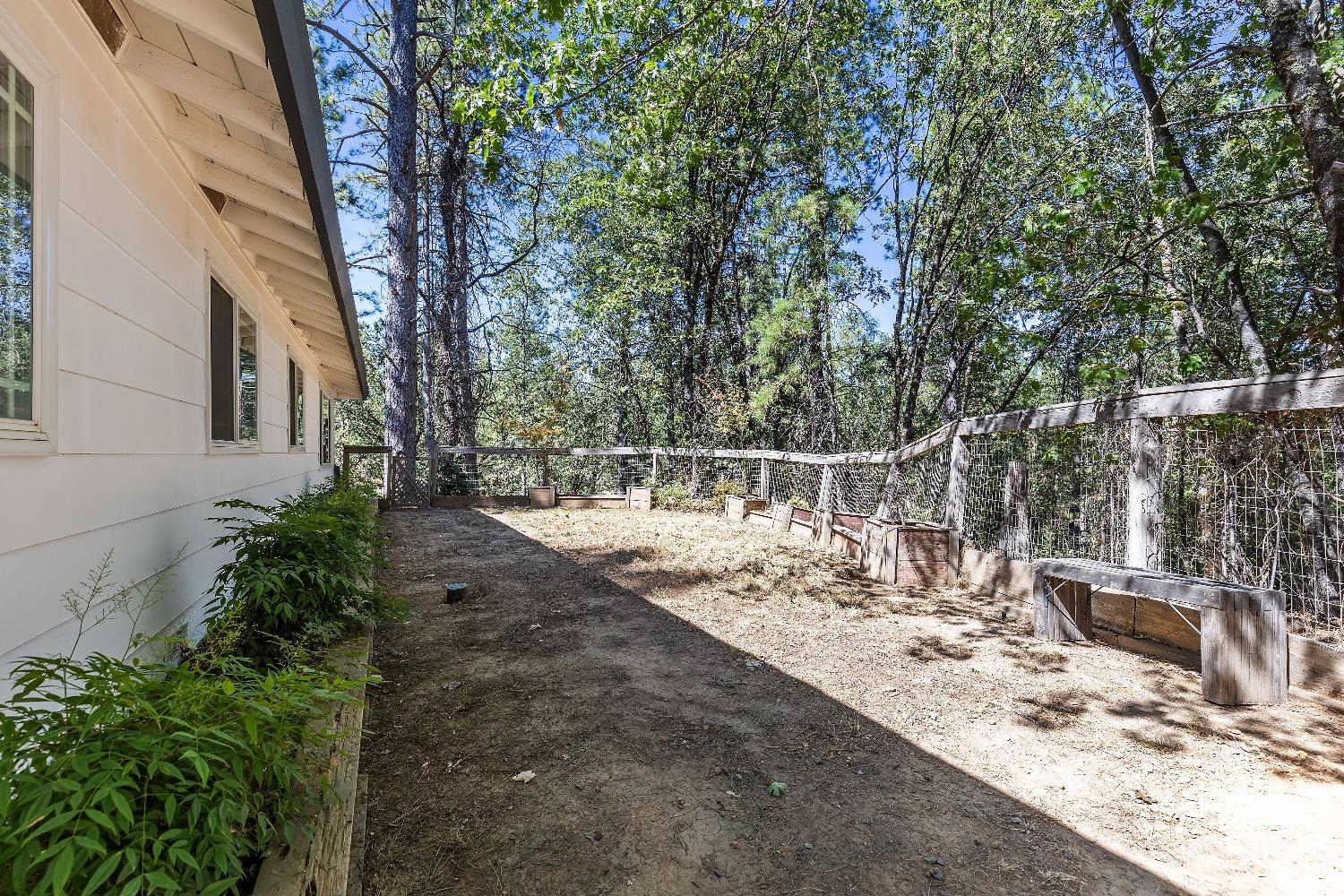 Detail Gallery Image 14 of 43 For 280 E Weimar Cross Rd, Colfax,  CA 95713 - 4 Beds | 2 Baths