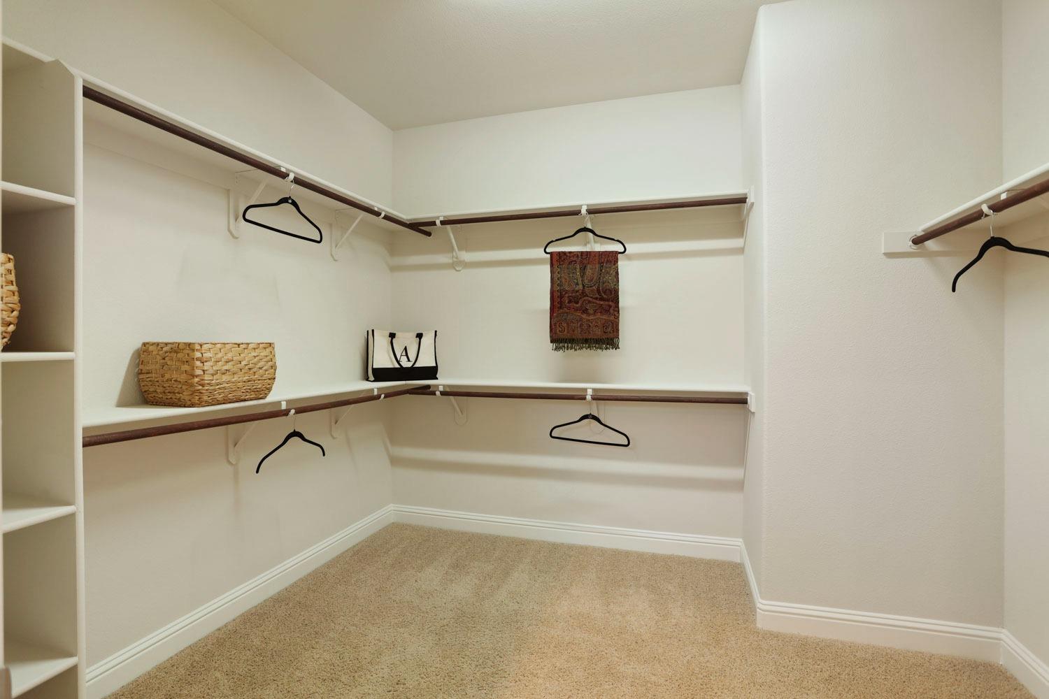 Detail Gallery Image 37 of 91 For 2526 Bellchase Dr, Manteca,  CA 95336 - 2 Beds | 2 Baths