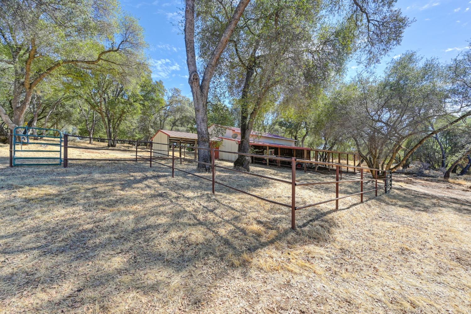 Detail Gallery Image 65 of 77 For 4560 Shingle Lime Mine Rd, Shingle Springs,  CA 95682 - 2 Beds | 4 Baths