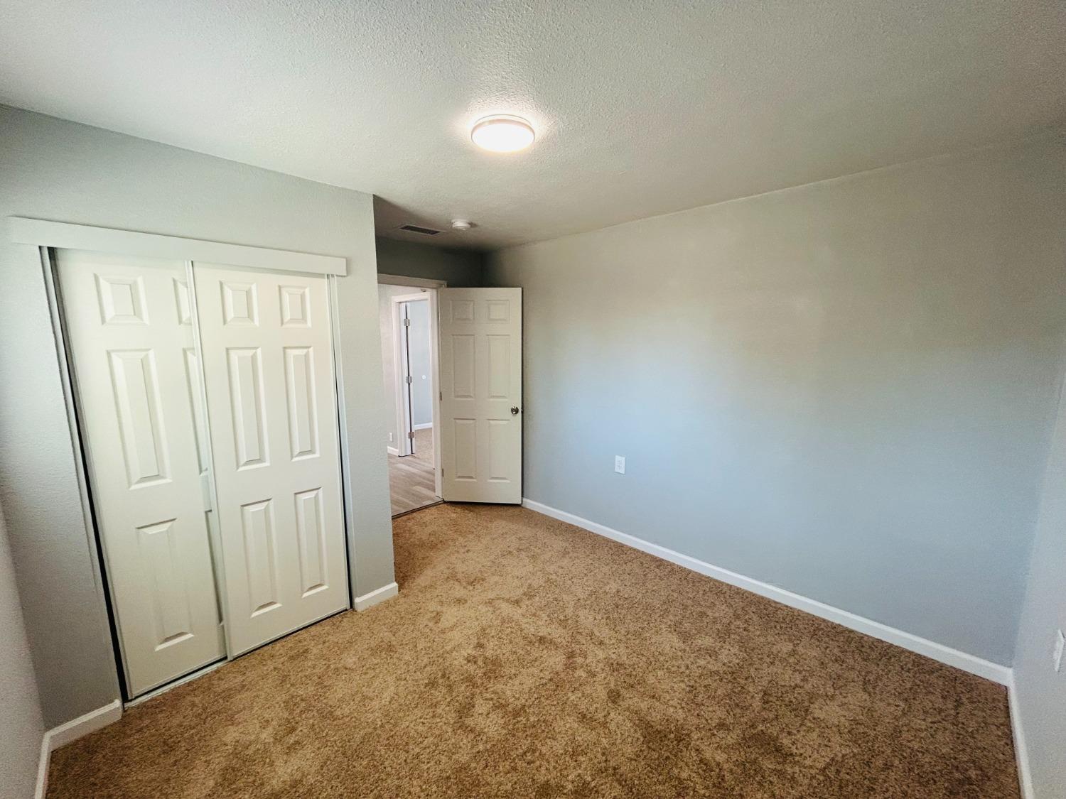 Detail Gallery Image 10 of 17 For 230 N 12th St, Chowchilla,  CA 93610 - 3 Beds | 2 Baths