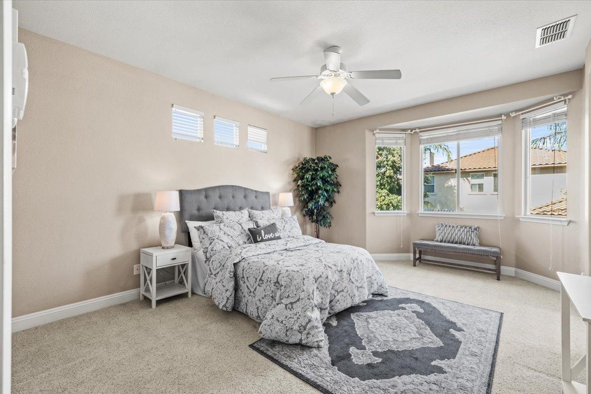 Detail Gallery Image 11 of 25 For 11845 White Rain Way, Rancho Cordova,  CA 95742 - 4 Beds | 2/1 Baths