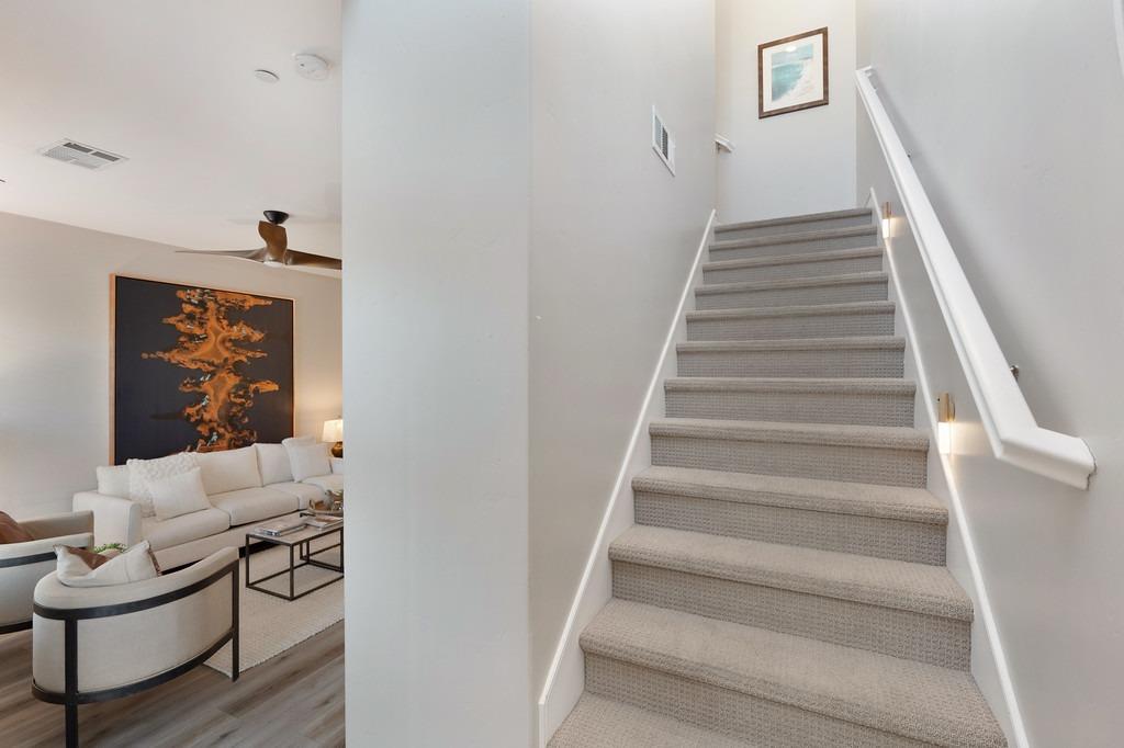 Detail Gallery Image 11 of 87 For 157 Fischbacher St, Sacramento,  CA 95816 - 3 Beds | 2/1 Baths