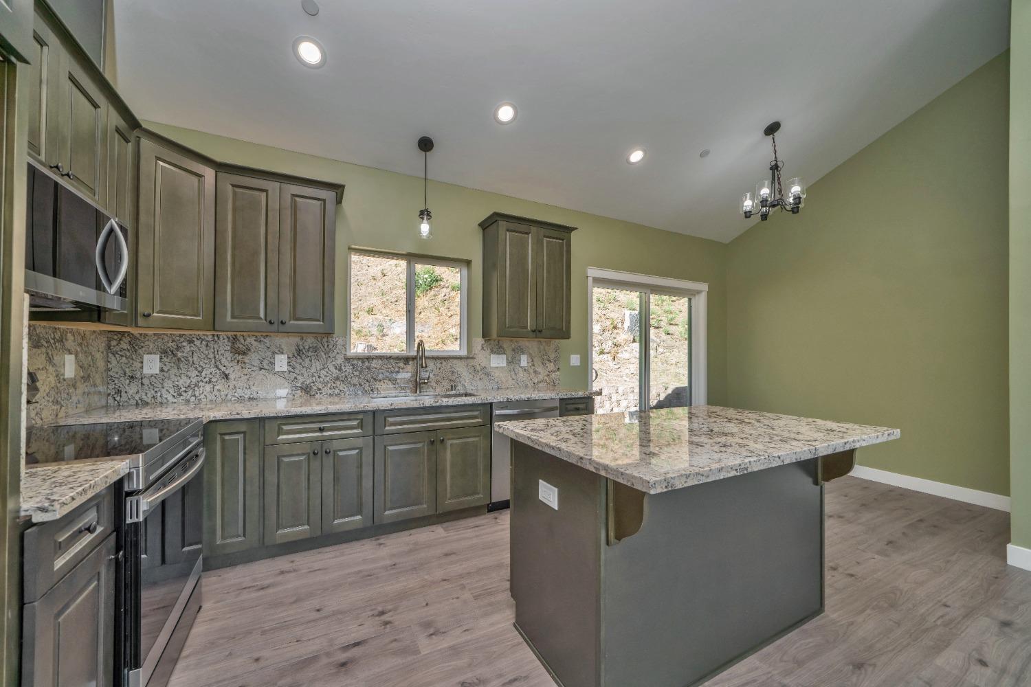 Detail Gallery Image 11 of 38 For 7255 Winding Way, Grizzly Flats,  CA 95636 - 3 Beds | 2 Baths