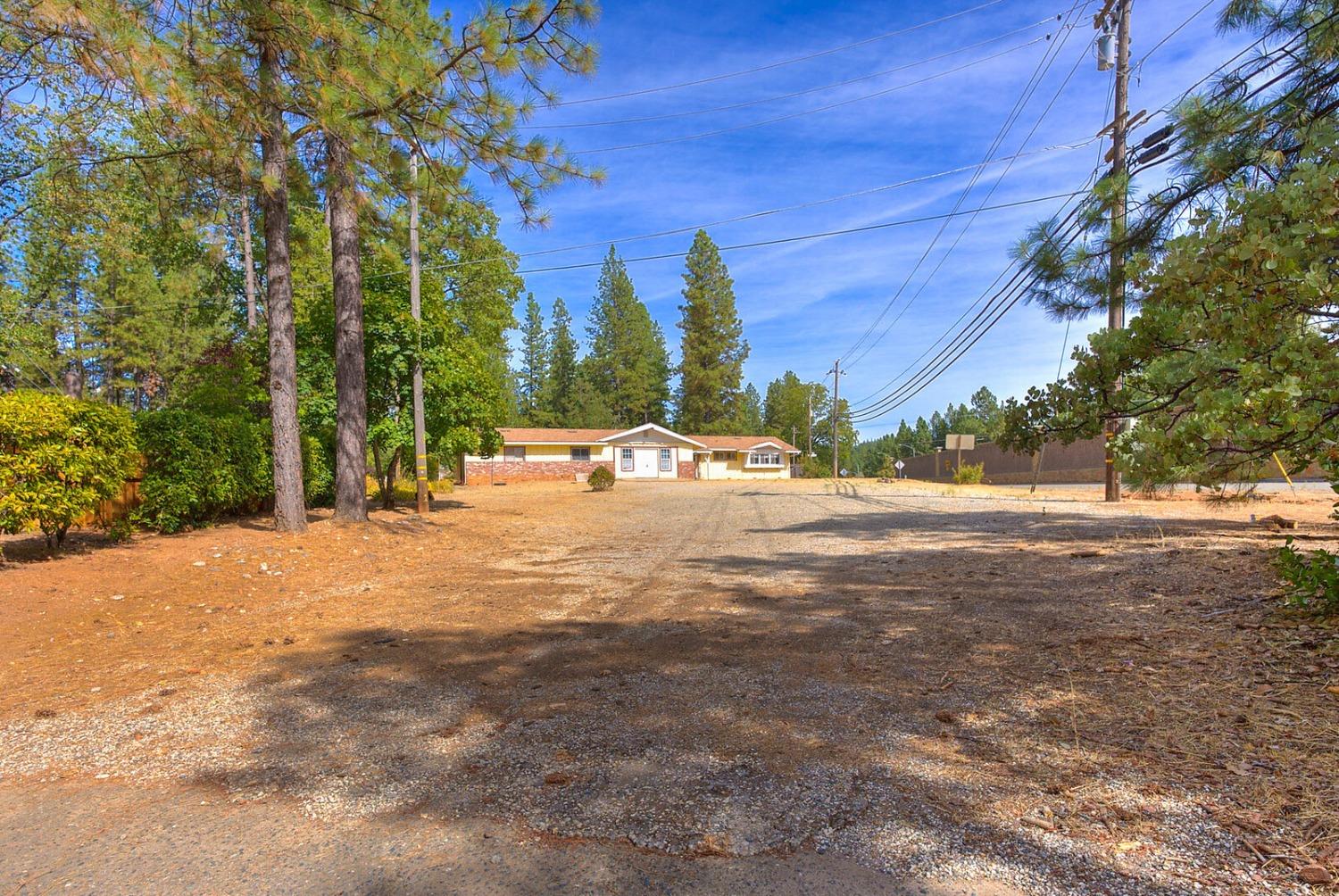 Kenwood Dr, Grass Valley, California image 10