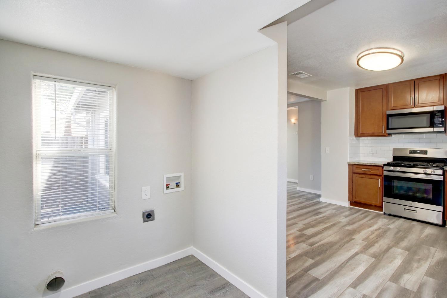 Detail Gallery Image 24 of 38 For 845 Price Ct, Sacramento,  CA 95815 - 2 Beds | 1 Baths