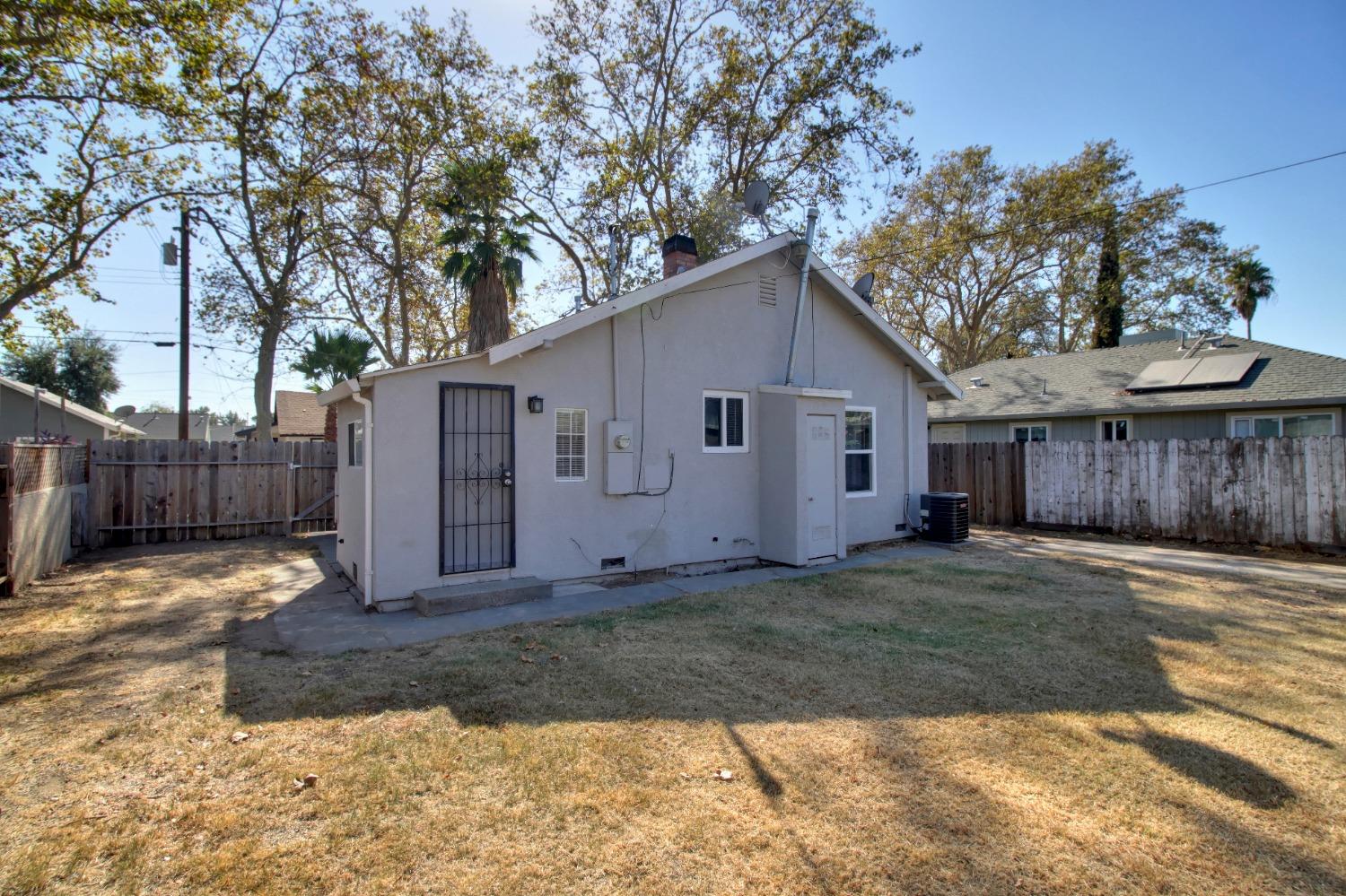 Detail Gallery Image 32 of 38 For 845 Price Ct, Sacramento,  CA 95815 - 2 Beds | 1 Baths