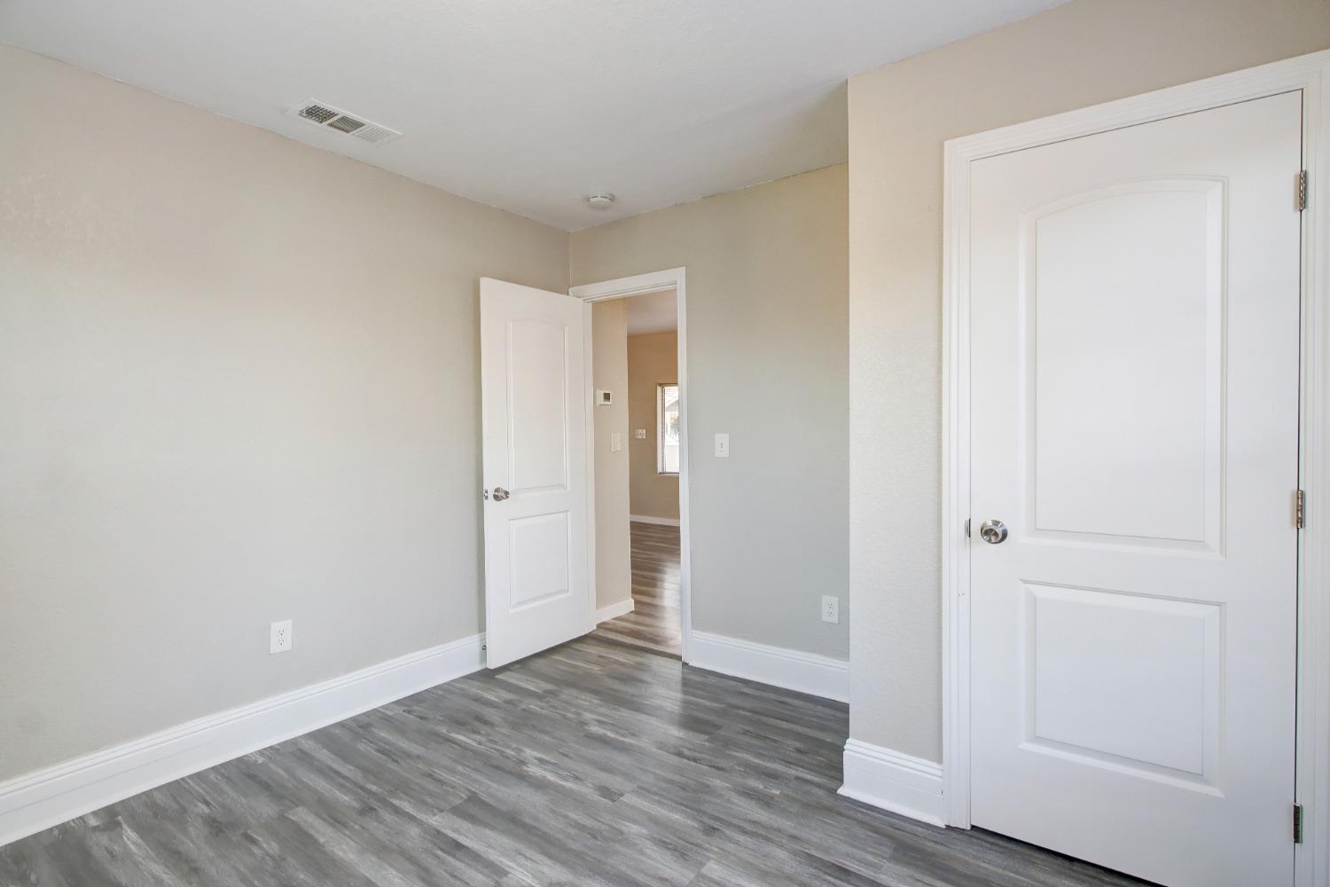 Detail Gallery Image 23 of 38 For 845 Price Ct, Sacramento,  CA 95815 - 2 Beds | 1 Baths