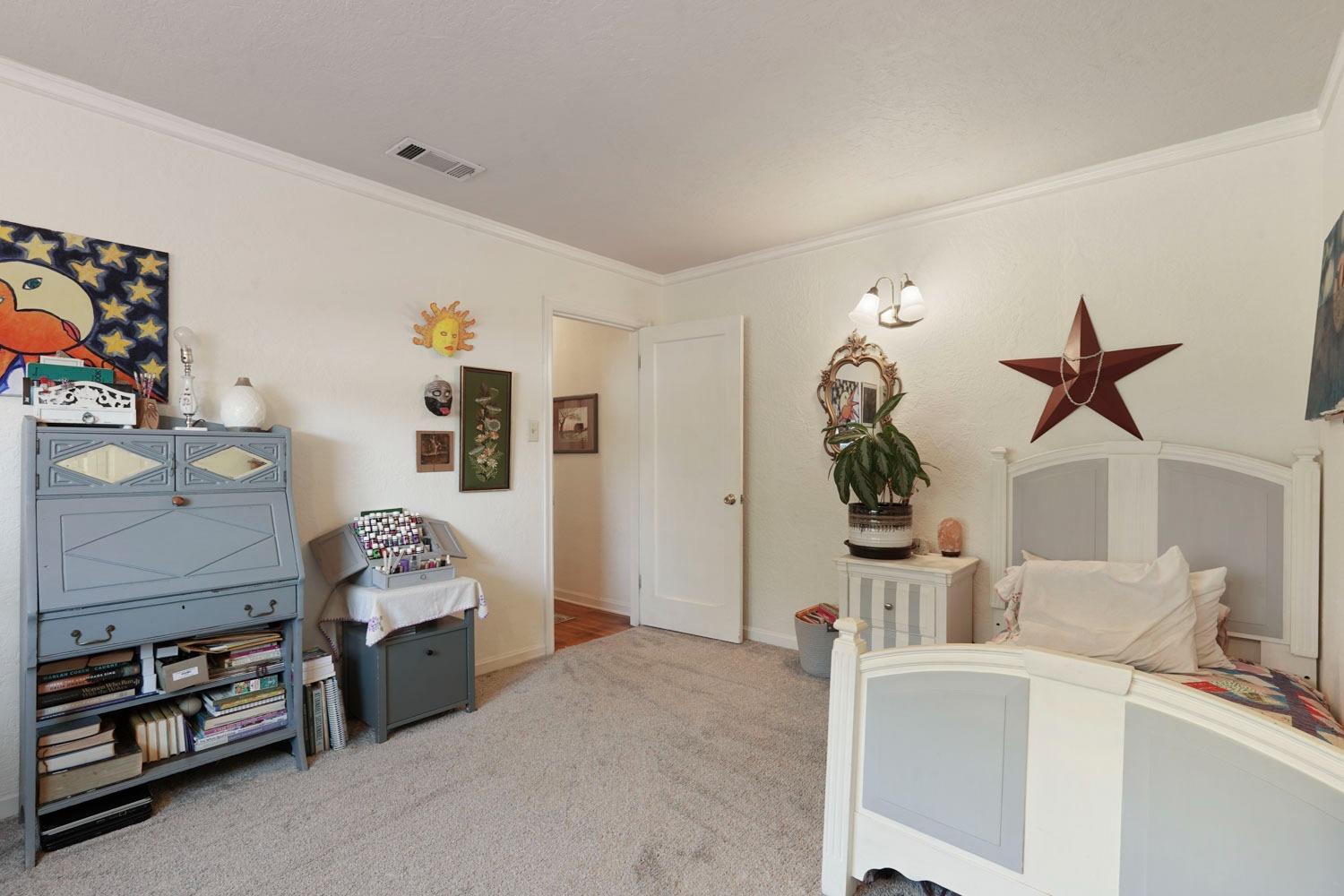 Detail Gallery Image 23 of 51 For 24747 N Highway 99, Acampo,  CA 95220 - 3 Beds | 2/1 Baths