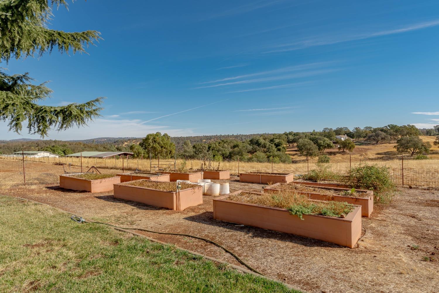 Detail Gallery Image 14 of 48 For 5241 Grazing Hill Rd, Shingle Springs,  CA 95682 - 4 Beds | 4 Baths