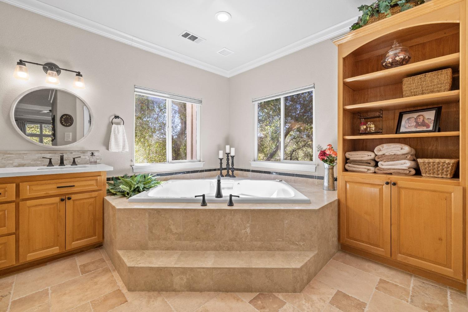 Detail Gallery Image 65 of 88 For 9788 Wexford Cir, Granite Bay,  CA 95746 - 4 Beds | 5/1 Baths