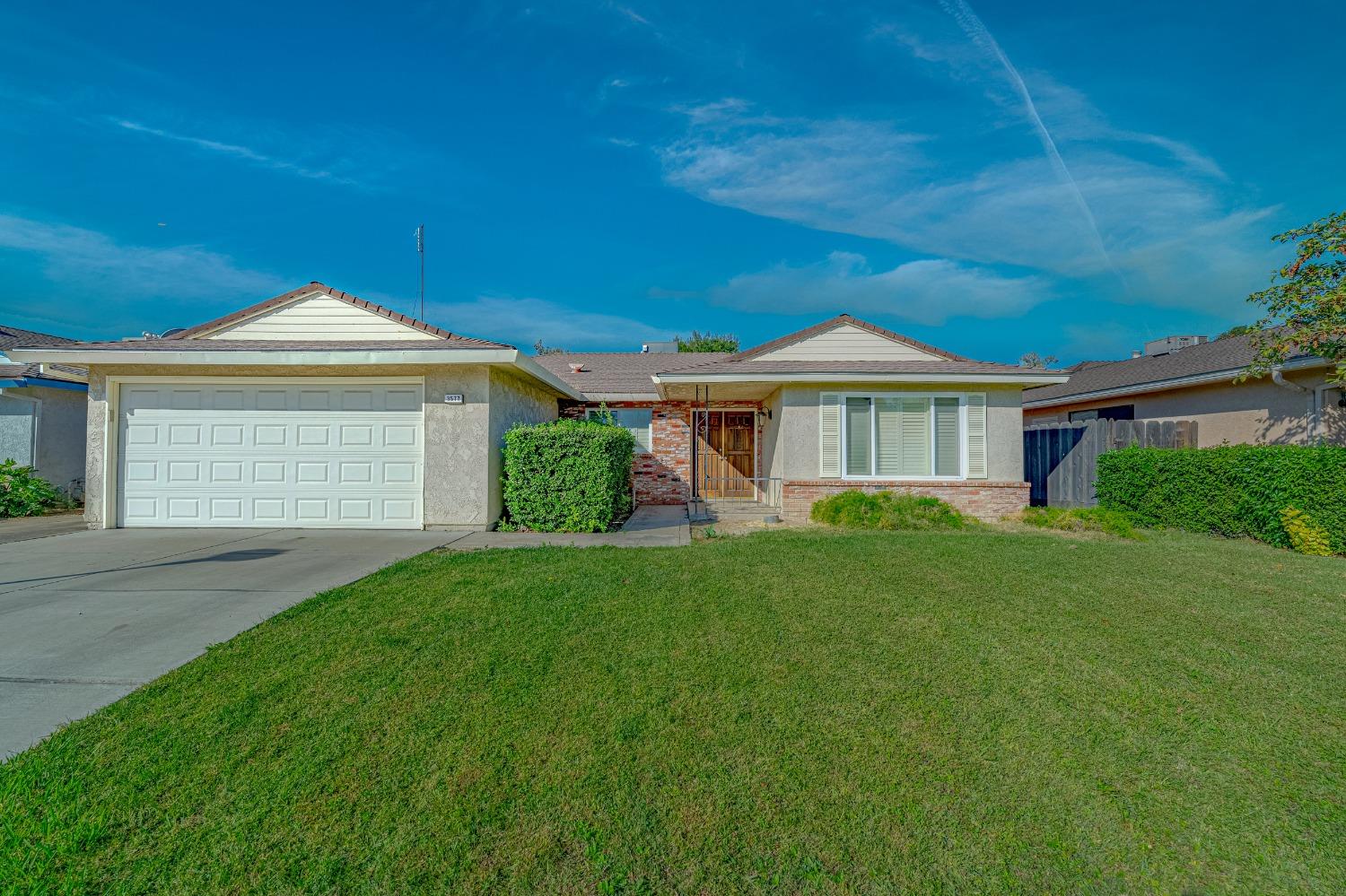 Detail Gallery Image 2 of 53 For 3577 Hagen Ct, Merced,  CA 95348 - 3 Beds | 2 Baths