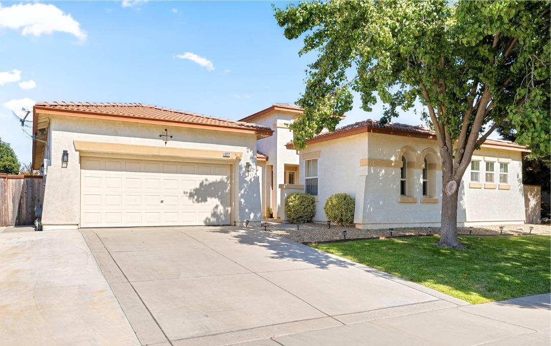 Detail Gallery Image 2 of 54 For 1377 Snowy Egret St, Plumas Lake,  CA 95961 - 4 Beds | 2/1 Baths