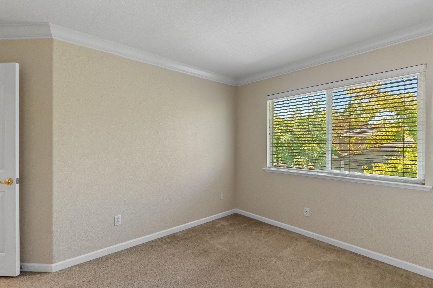 Detail Gallery Image 32 of 37 For 1461 Mayfield St, Sacramento,  CA 95835 - 5 Beds | 3 Baths