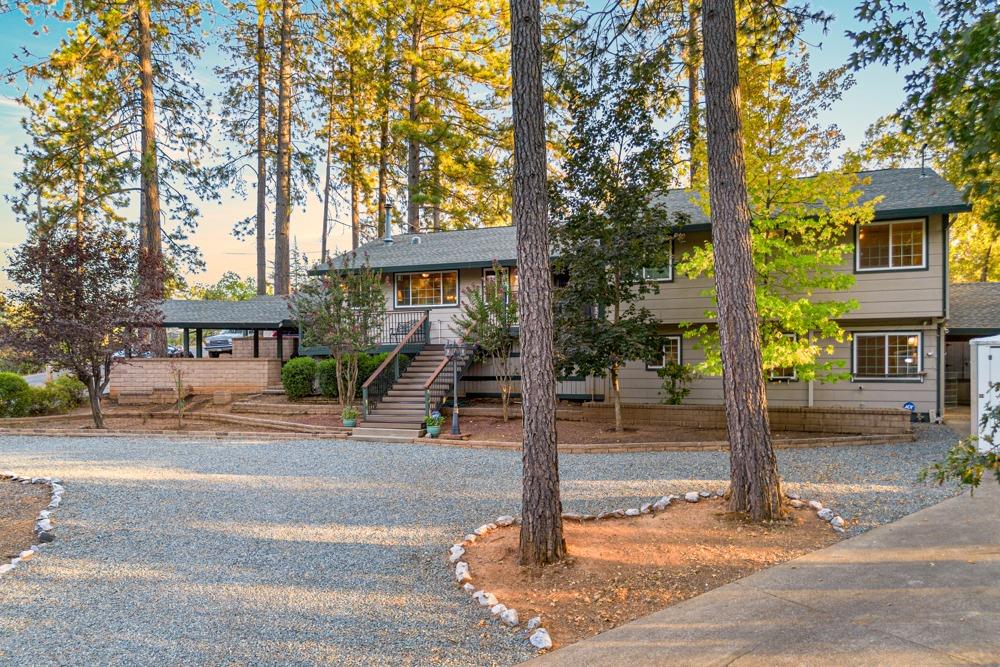 Detail Gallery Image 4 of 88 For 1662 Stonecrest Rd, Placerville,  CA 95667 - 4 Beds | 3/1 Baths