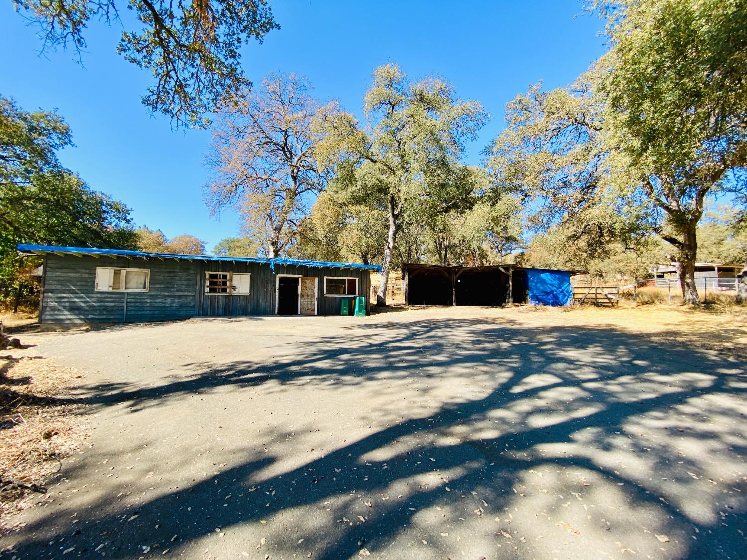 Detail Gallery Image 5 of 33 For 4310 Greenstone Rd, Placerville,  CA 95667 - 4 Beds | 4 Baths