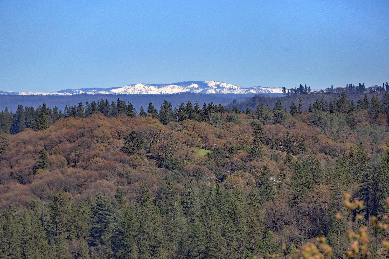 Detail Gallery Image 15 of 53 For 17814 Wallis Dr, Grass Valley,  CA 95949 - 3 Beds | 2/2 Baths