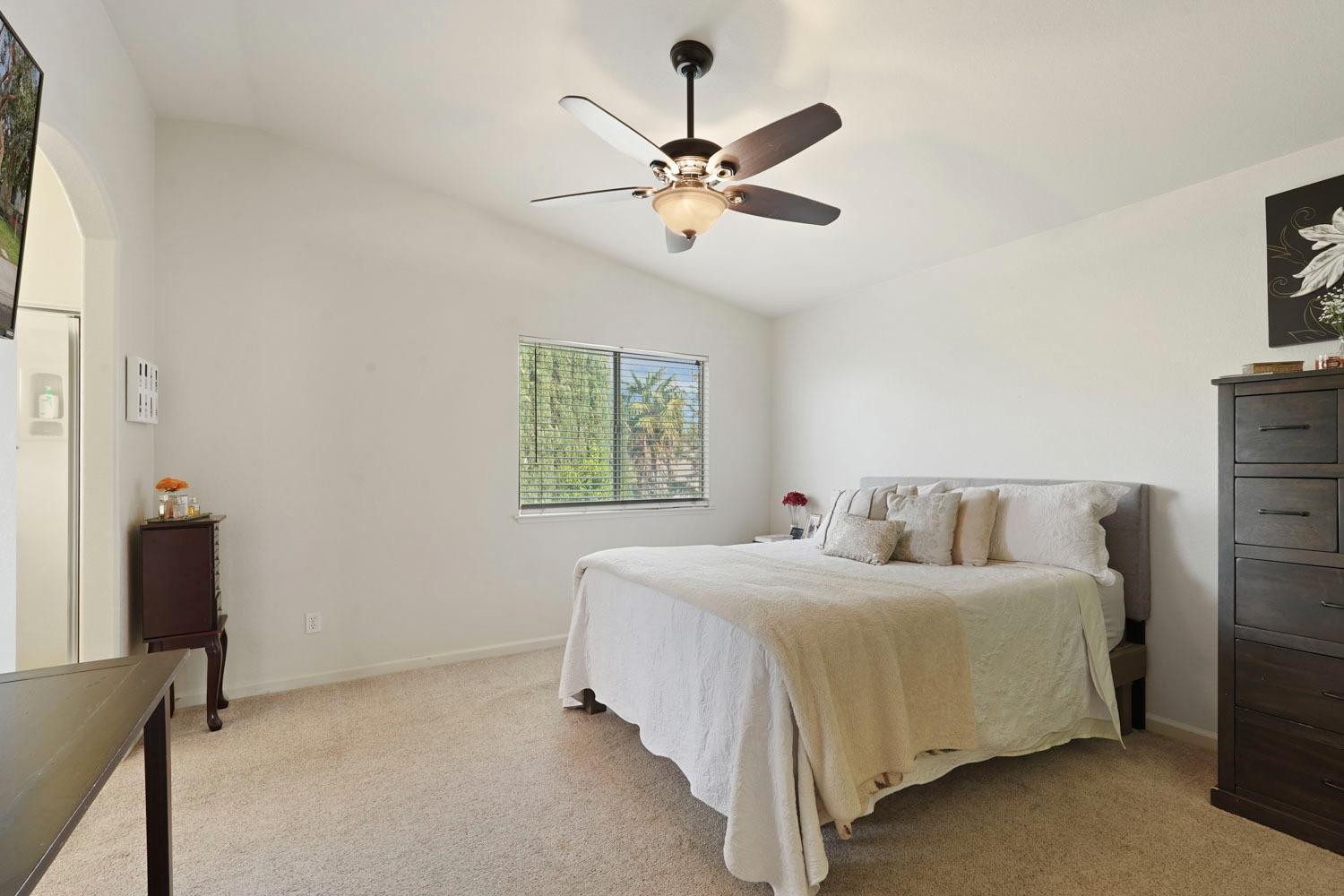 Detail Gallery Image 28 of 43 For 1459 Port St, Manteca,  CA 95336 - 4 Beds | 2/1 Baths