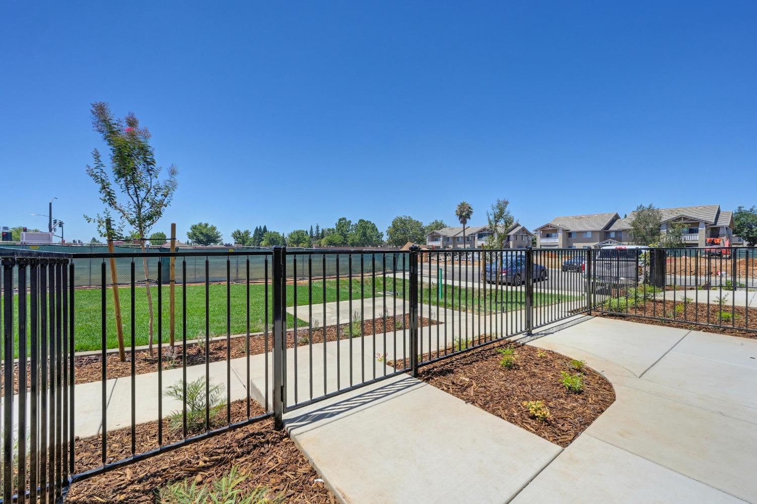 Detail Gallery Image 53 of 54 For 1729 Grand Breeze Ln #82,  Lincoln,  CA 95648 - 3 Beds | 2/1 Baths