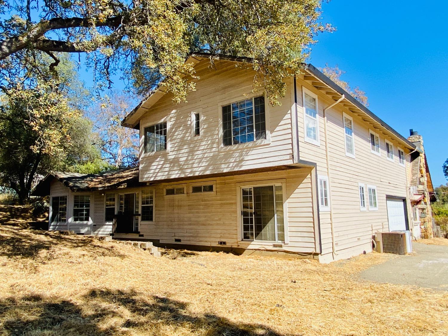 Detail Gallery Image 2 of 33 For 4310 Greenstone Rd, Placerville,  CA 95667 - 4 Beds | 4 Baths