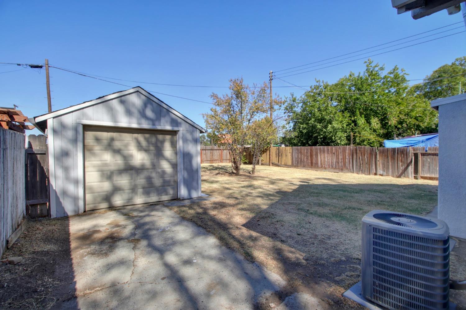 Detail Gallery Image 28 of 38 For 845 Price Ct, Sacramento,  CA 95815 - 2 Beds | 1 Baths