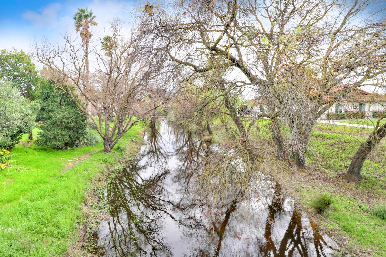 Detail Gallery Image 72 of 74 For 161 Skybrook Ln, Sacramento,  CA 95828 - 3 Beds | 2 Baths