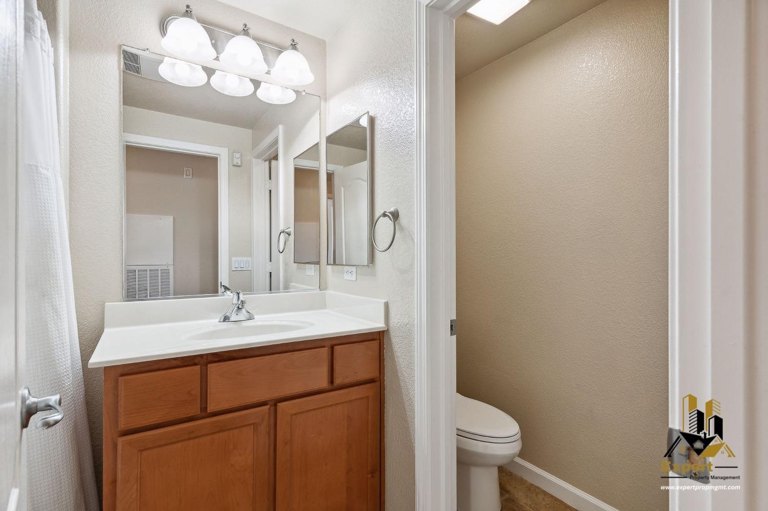 Detail Gallery Image 16 of 27 For 900 Moon Cir #922,  Folsom,  CA 95630 - 2 Beds | 2 Baths